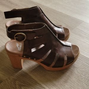 Like new Dansko heels